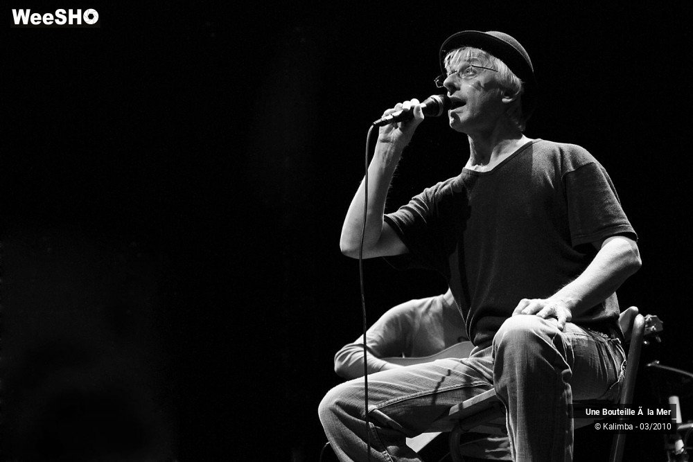 27/44 photos du spectacle Bouteille à la Mer